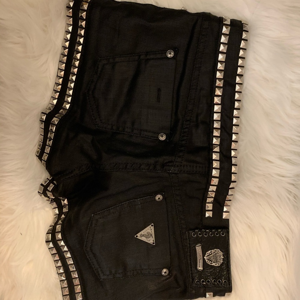 Guess Studded Shorts Faux Leather - Picture 2 of 3